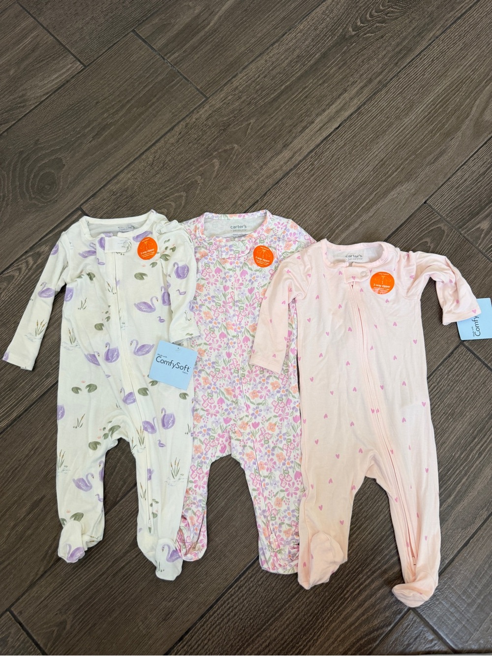 Bundle of 3 Carters comfy soft zippered footies 6 months
